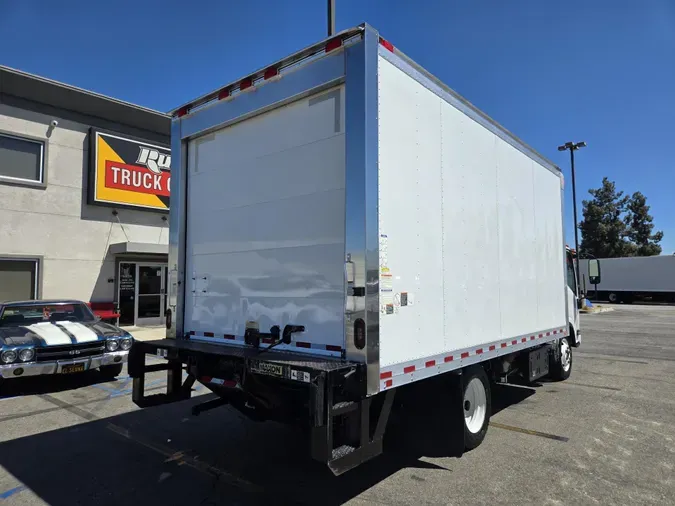 2018 Isuzu NPR-XD