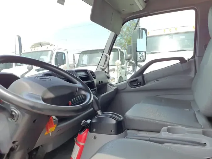 2019 HINO HINO 195