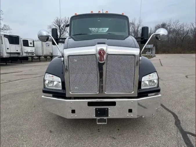 2019 Kenworth T880