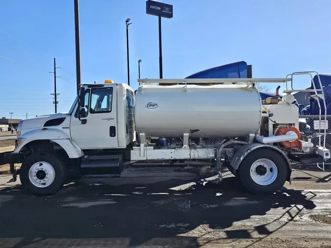 2009 International 7000