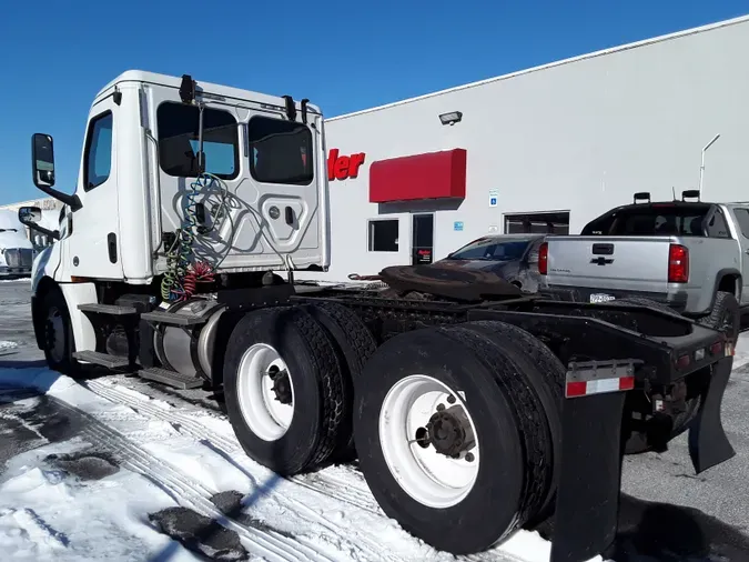 2019 FREIGHTLINER/MERCEDES CASCADIA