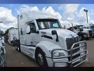 2022 PETERBILT 579