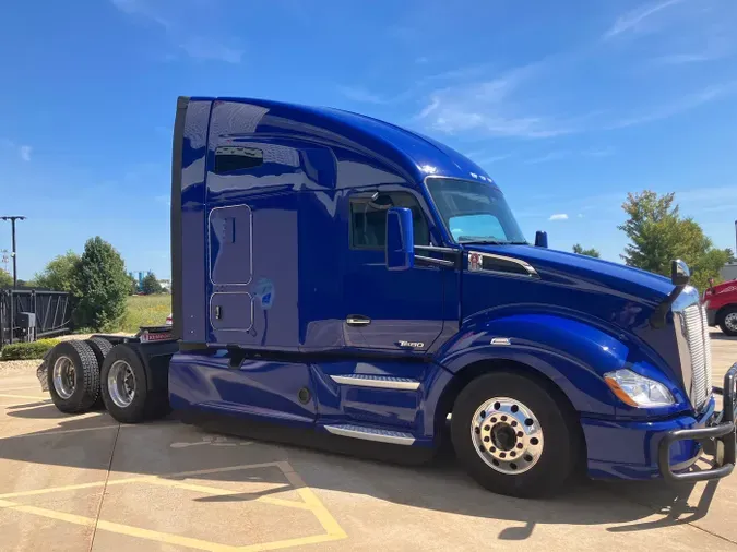 2021 Kenworth T680