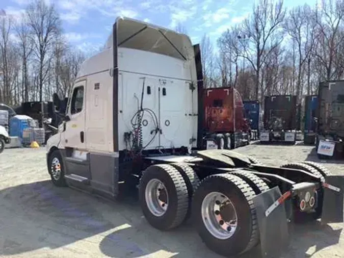 2021 Freightliner Cascadia