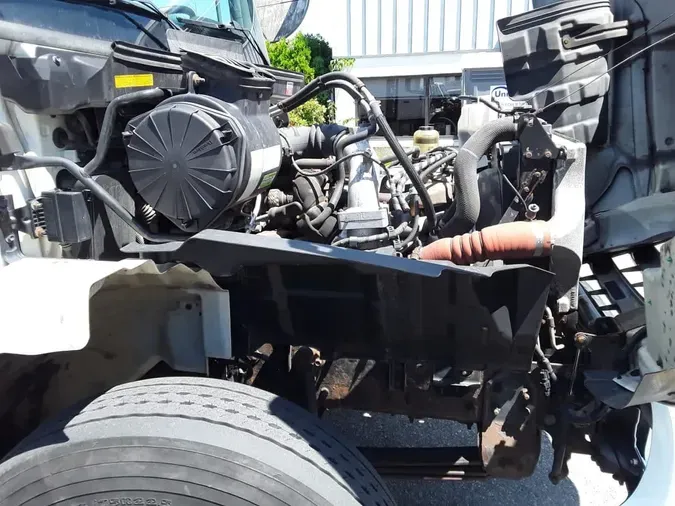 2018 HINO HINO 268