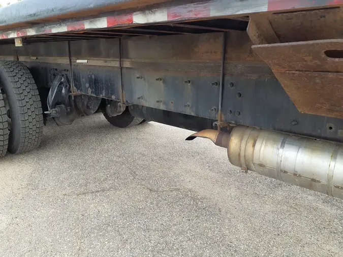 2016 FREIGHTLINER M2 106