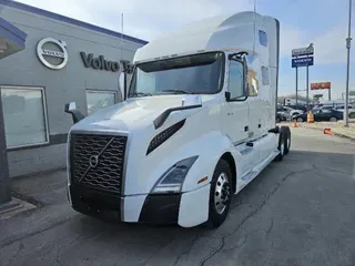 2020 VOLVO VNL64T760