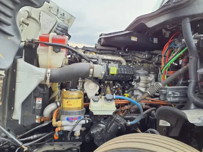 2018 FREIGHTLINER/MERCEDES CASCADIA 125