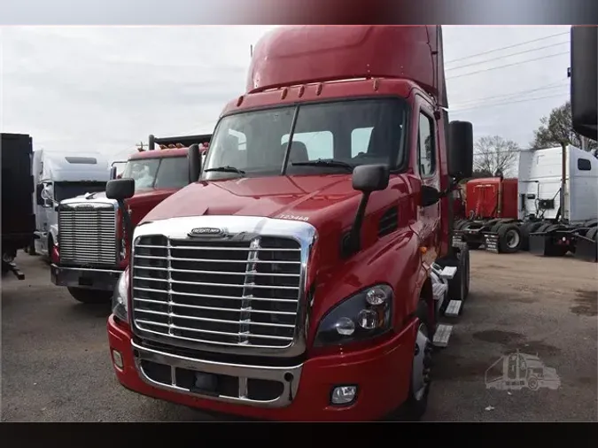 2018 FREIGHTLINER CASCADIA 113