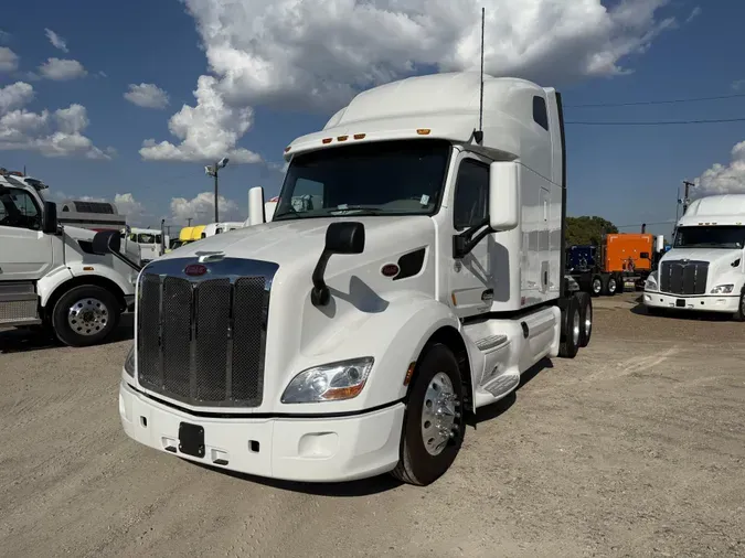 2022 Peterbilt 579
