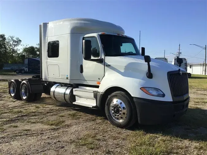 2020 INTERNATIONAL LT