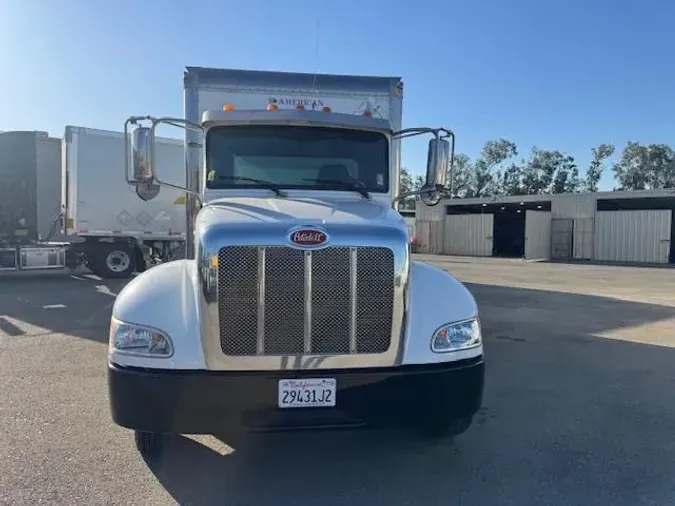 2019 Peterbilt 325