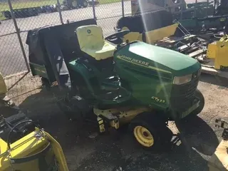 1999 John Deere GT235
