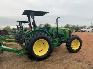 2018 John Deere 5115M