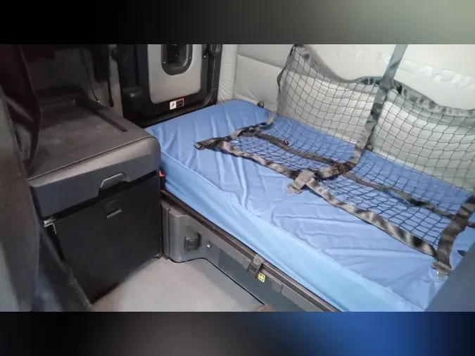 2022 Freightliner Cascadia 12632c72f1de22051b33fe1ac1d9cb2cb63