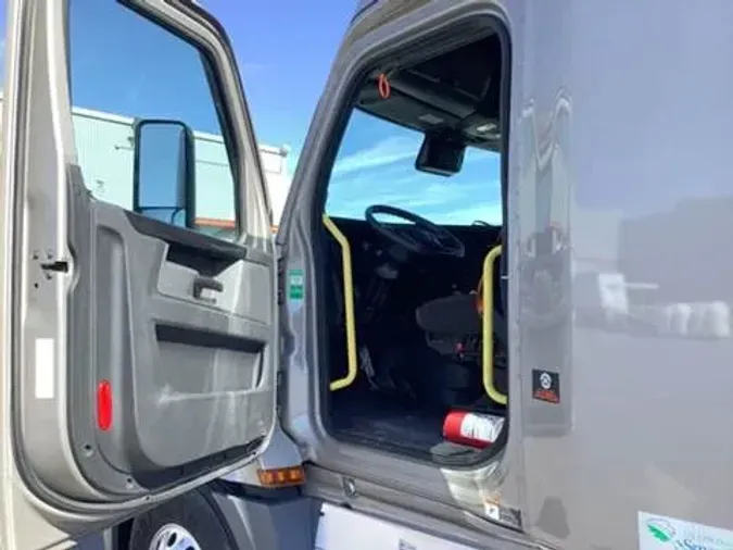 2023 Freightliner Cascadia