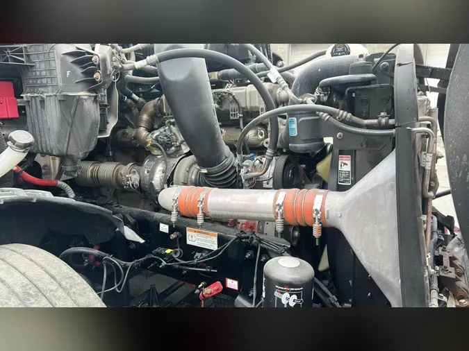 2023 Freightliner Cascadia 12632d0038a4bffecd1f9840d0669172e62