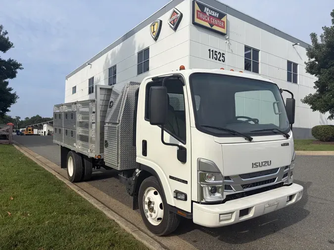 2024 Isuzu NPR-HD