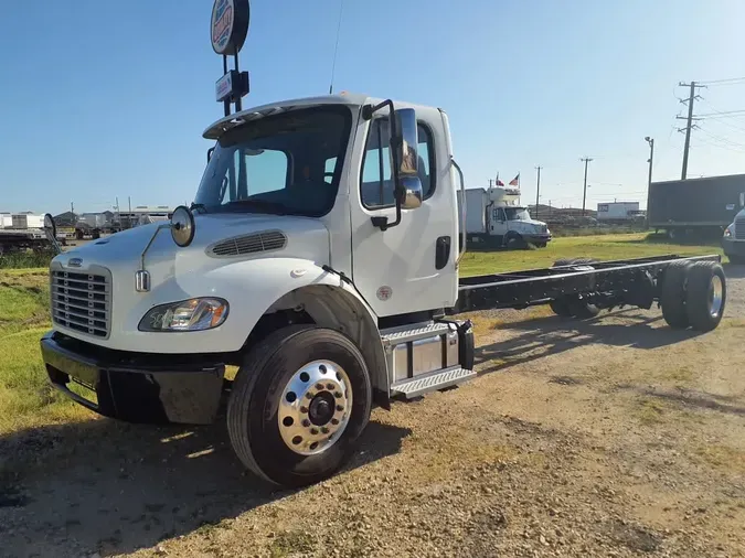 2021 FREIGHTLINER/MERCEDES M2 10632d10111109b7b7bec8637f104c80e8f