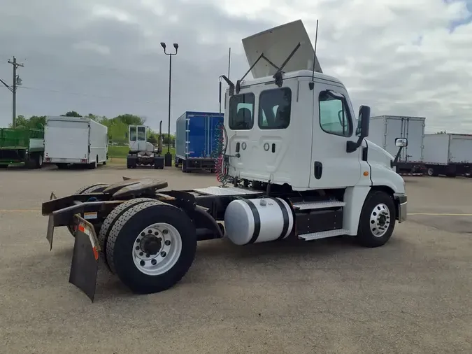 2018 FREIGHTLINER CASCADIA 125