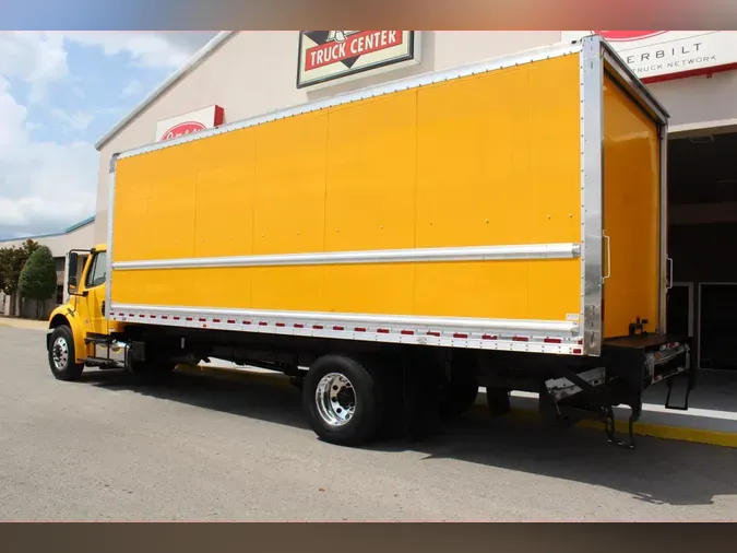 2019 Freightliner Business Class M2 106