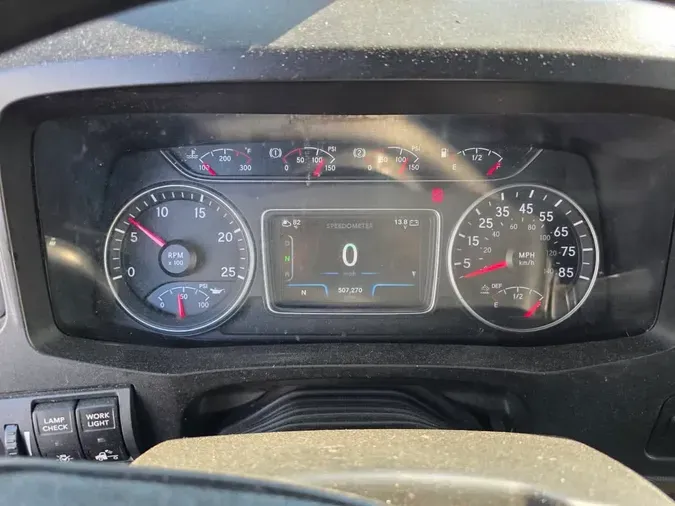 2020 NAVISTAR INTERNATIONAL LT625 SLPR CAB