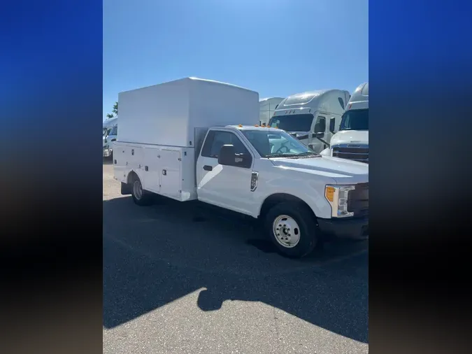 2017 FORD MOTOR COMPANY F350