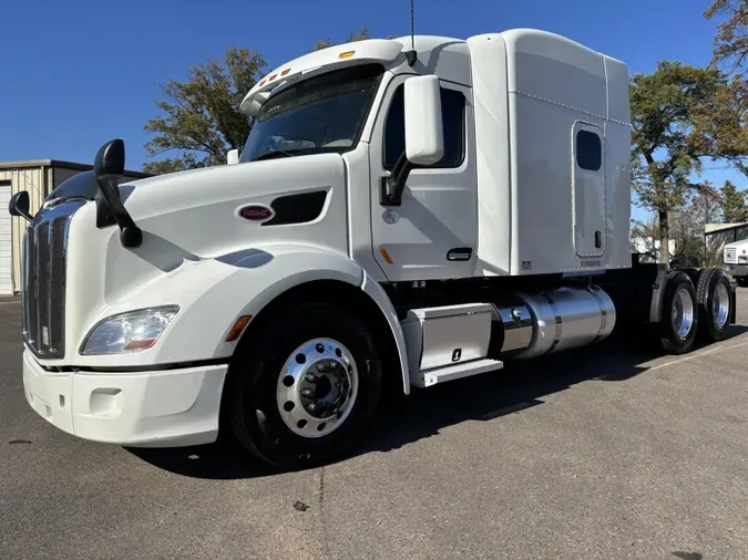 2022 Peterbilt 579
