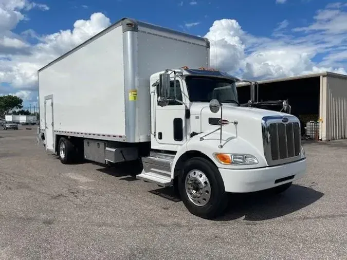 2020 Peterbilt 337
