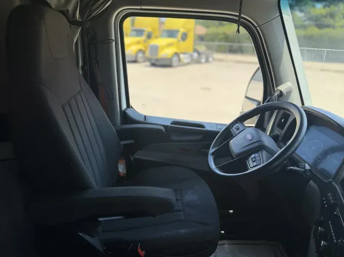 2022 Peterbilt 57932e03237affbf543619da69cb6b825df