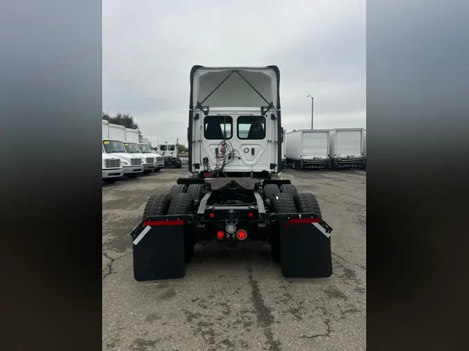 2019 FREIGHTLINER/MERCEDES NEW CASCADIA PX12664