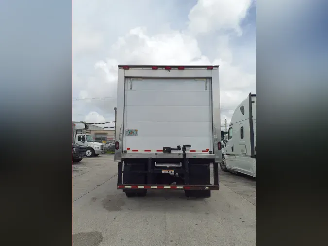 2018 FREIGHTLINER/MERCEDES M2 106