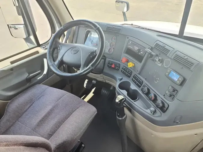 2019 FREIGHTLINER CASCADIA 125