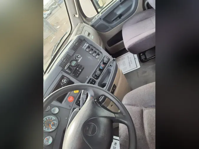 2019 FREIGHTLINER/MERCEDES CASCADIA 12532eb52116e918c6c1996a141ac9fae43