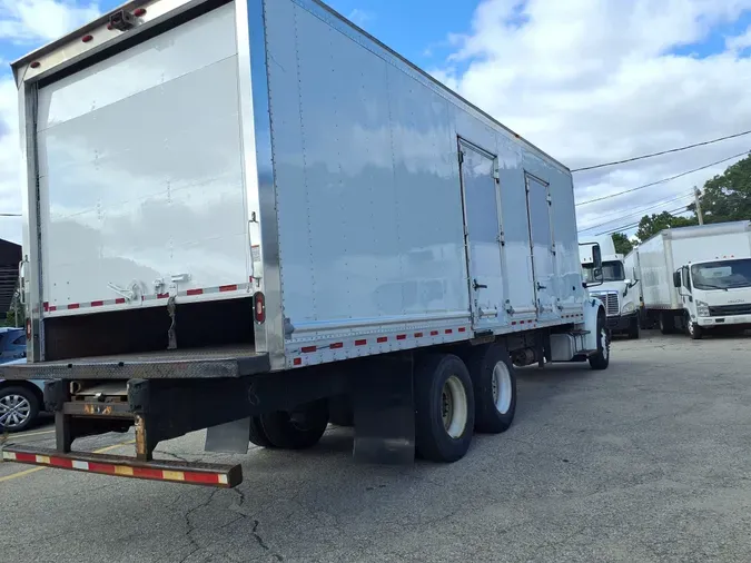 2018 FREIGHTLINER M2 106
