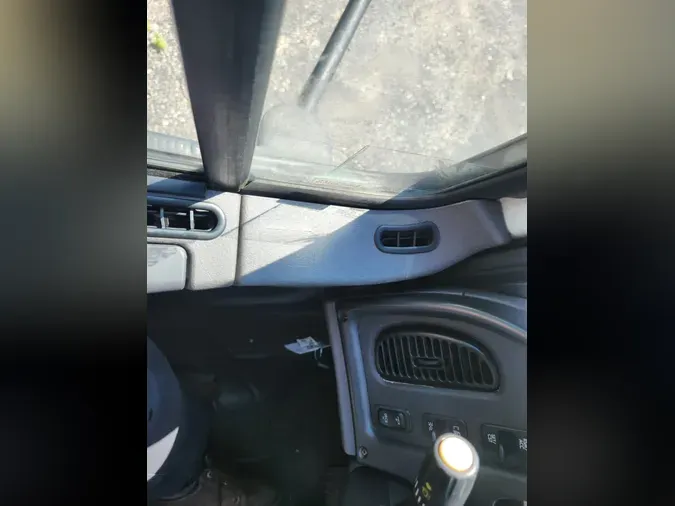 2018 FREIGHTLINER/MERCEDES M2 106