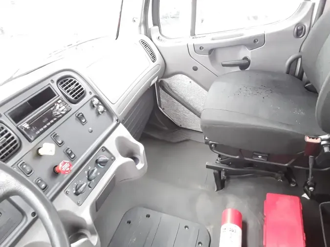 2018 FREIGHTLINER/MERCEDES M2 10632ebb1034b2057932fe93b5d8904d41b