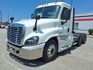 2019 FREIGHTLINER/MERCEDES CASCADIA 125