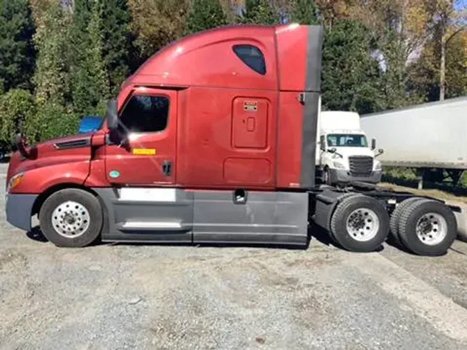 2023 Freightliner Cascadia