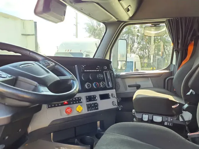 2023 FREIGHTLINER/MERCEDES NEW CASCADIA PX12664