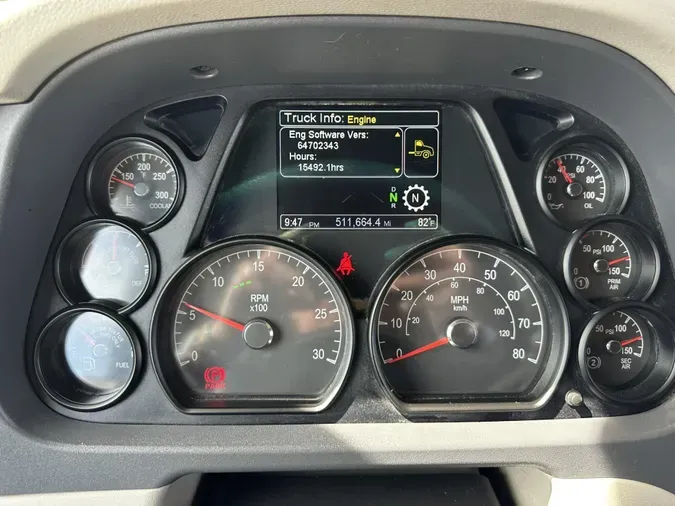 2021 Peterbilt 57932f02b206c9017b9bbcdaed99c6ae01d