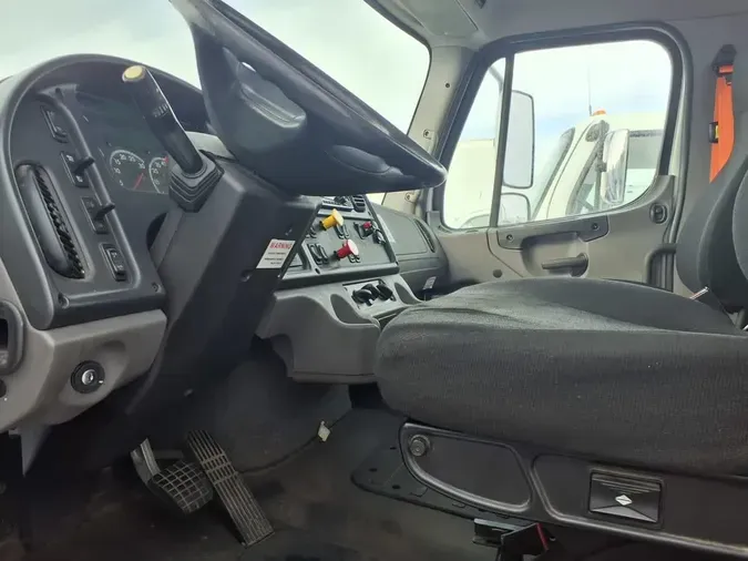 2019 FREIGHTLINER/MERCEDES M2 10632f036e46ee1932f5c238133d64a1d5d
