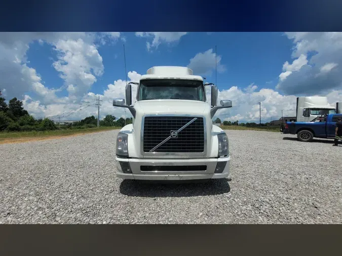 2018 Volvo VNL 740