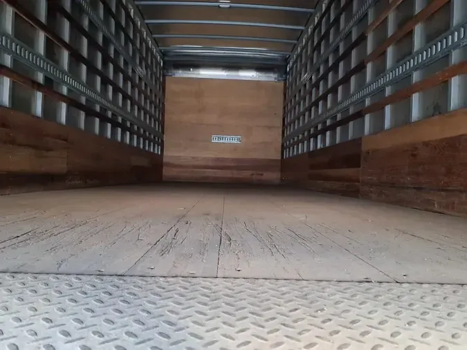 2020 FREIGHTLINER/MERCEDES M2 106