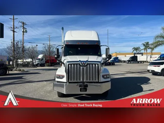 2022 WESTERN STAR 4900