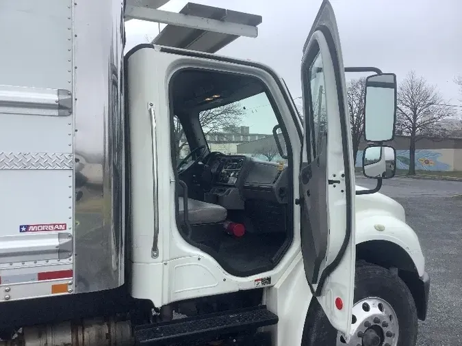 2018 Freightliner M2