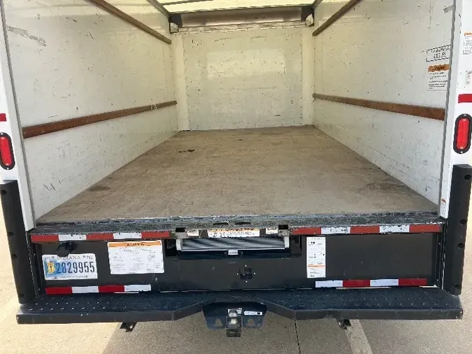 2018 GMC G33903