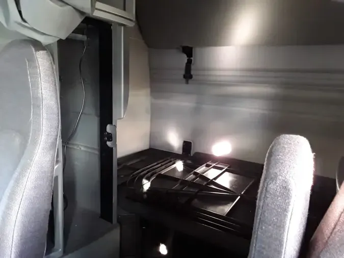 2020 VOLVO VNR64T-64032fd2d5610f5a09b2792b7a7635bb3b9