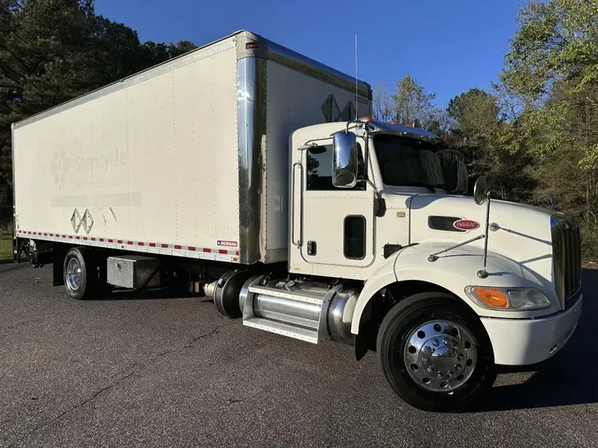 2015 Peterbilt 337