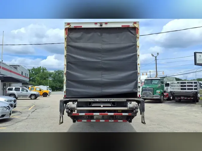 2019 FREIGHTLINER/MERCEDES M2 106